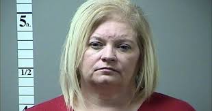 Legal secretary stole more than $80,000 from her St. Charles law firm,  court records say