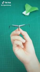 Gelecek Egitimde On Twitter Klasik Modelden Sikilanlar Icin Yeni Nesil Kagit Ucak Modeli Paper Crafts Origami Indoor Activities For Kids Flight Speed