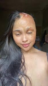 Joanna Henning's Instagram, Twitter & Facebook