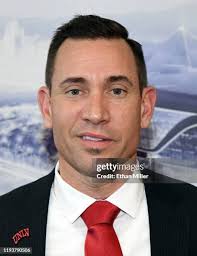 35 Photos & High Res Pictures