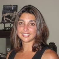 Elizabeth Schutz's Instagram, Twitter & Facebook