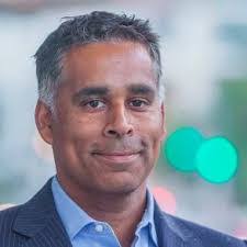 Seth Carmody's Instagram, Twitter & Facebook