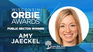 Shelly Dotson's Instagram, Twitter & Facebook