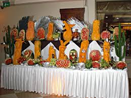 Doch welche nahrungsmittel gehören zum obst und welche zum gemüse? Video Wie Schnitzt Man Figuren Aus Obst Oder Gemuse