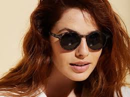 Capri Black and White