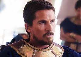 Christian bale hasn't watched dark knight rises since the aurora shootingthe former batman says he can't watch the movie without thinking about by e. Christian Bale Wird In Thor Love And Thunder Gorr The God Butcher Spielen Moviebreak De