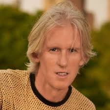 Jason Cundy PRANKS Jamie O'Hara with ridiculous FAKE world record attempt!  🤣