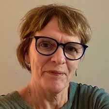 Sandra Bartlett's Instagram, Twitter & Facebook