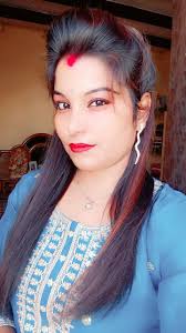 এর সাথে Manju Roy