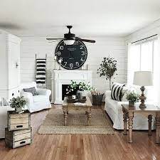 I find that a modern farmhouse is all about keeping it bright and airy and really using texture, says davis. Pinterest