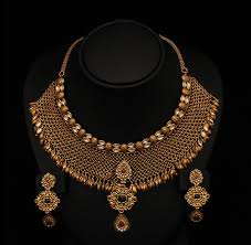 Gold Necklace Designs For Wedding Season Fashionterest But from all those beautiful jewelleries on display, which one should you pick? gold necklace designs for wedding