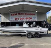 2025 Xpress H24B | Smith Motor Company Boats