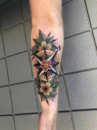 Tatuaggi con le frecce tatuaggi viso per le donne tatuaggio del sistema solare rosa dei venti tatoo tatuaggio maori tatuaggi di rose tatuaggi minimalisti. 1001 Idee Per Tatuaggio Rosa Dei Venti Uomo E Donna