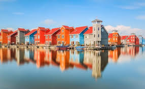 Colourfull Houses The Colourfull Houses In Reitdiephaven In Groningen Aff Houses Colourfull Colourfull Groningen Reitdiepha House Groningen Image