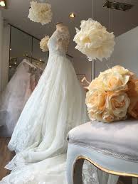 Dass diese oft nicht sehr elegant aussehen, sondern schnell wie ein sack wirken können. Haus Der Braut In Haag Gmbh Brautkleider Haag In Oberbayern Weddyplace