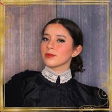 Kim Presley's Instagram, Twitter & Facebook