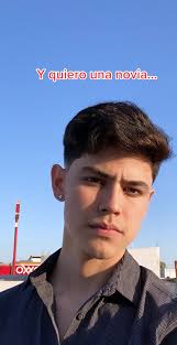 Derek Briones (@derekbriones)