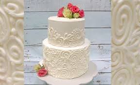 Fresh flowers on cake tutorial. Pretty Piping Design With Fresh Flowers Cake Video My Cake School