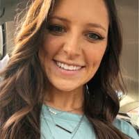 Leah Carr's Instagram, Twitter & Facebook