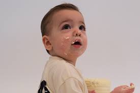 Hi, my name is Samuel. I offer professional photography services in Long  Island. Events, maternity sessions, couples, weddings, graduations, and  birthdays. I'm at your service! For rates and bookings: wa.me/15167890001  Follow me