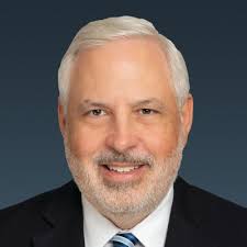 Versus Capital Multi-Manager Real Estate Income Fund Surpasses $500 Million  in Assets