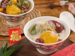 Hai loại bánh này thường đi liền với nhau, phổ biến nhất trong dịp tết hàn thực vào mùng 3 tháng 3 âm lịch hàng năm, còn gọi là ngày bánh trôi bánh chay. May Lam Che Troi NÆ°á»›c Tá»± Ä'á»™ng May Lam Banh Troi NÆ°á»›c Gia Ráº» Vina Irato