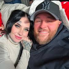 Brooke Mcwhorter's Instagram, Twitter & Facebook