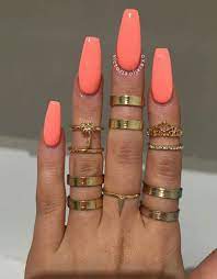 If you're more of an edgy type of gal, this coral color nail design is for you. Pin By Alexa On Nails Coral Nails Coral Acrylic Nails Corral Nails