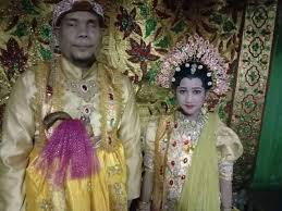 Foto yg lagi akad nikah di kampung / kebaya dan baju akad nikah. Kisah Pria Tunanetra Nikahi Gadis 12 Tahun Di Pinrang