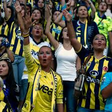 Fenerbahçe'ye zirve yakışır abone ol. Ladies Night At Fenerbahce Male Fans Banned From Turkish Soccer Match Der Spiegel