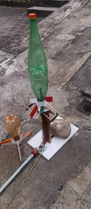 Compressed air bottle rocket flights with kids