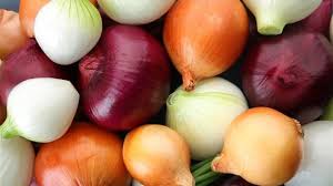 لو رأى الحالم أنه أعطى الميت الطعام سواء فاكهة أو أي نوع طعام آخر ولكن الحالم لم يتناول منه، فهذا دليل على أن الحالم سيخسر المال ويتعرض لضائقة مادية حادة. Ù…Ø§ Ù‡Ùˆ ØªÙØ³ÙŠØ± Ø­Ù„Ù… Ø£Ø®Ø° Ø§Ù„Ù…ÙŠØª Ù…Ù† Ø§Ù„Ø­ÙŠ Ø·Ø¹Ø§Ù… Ù„Ø§Ø¨Ù† Ø³ÙŠØ±ÙŠÙ† Ù…ÙˆÙ‚Ø¹ Ù…ØµØ±ÙŠ