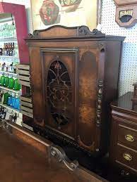 Aug 04, 2021 · check out some pictures of the gas city location. New Arrival Batesville Cabinet Grand Antique Mall Facebook