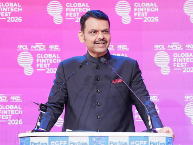 महाराष्ट्र भूमि टोकनाइजेशन फ्रेमवर्क पर विचार कर रहा है: फडणवीस