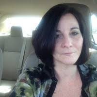 Lisa Beaman's Instagram, Twitter & Facebook