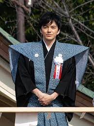 林 遣都（日語：林 遣都／はやし けんと hayashi kento，1990年12月6日），日本男演員，stardust promotion所屬。身高172公分，血型o型。愛好是. æž—é£éƒ½ Wikiwand