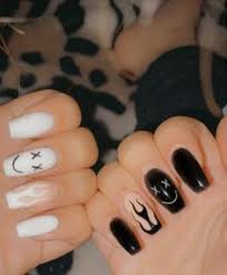 Uñas negras diseños 2021 : 900 Ideas De Unas En 2021 Manicura De Unas Unas De Gel Bonitas Unas Postizas De Gel