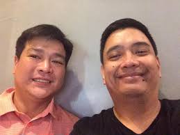 With John Sison the owner of Sonsi Longganisa the best Longganisa resto in  the Philippines. We were part of Bukas Loob Sa Diyos too 28 years ago....  #GILASQQT #PUSO