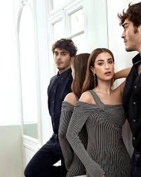 Pin By Muga Camelia On Famosos Turkish Actors Turkish Women Beautiful Celebs