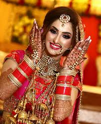 Pin By Maneesha Prasad On Abridal Photography Indian Wedding Photography Indian Bride Poses Bridal Photography Poses