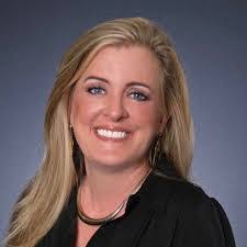 Danielle Benfield's Instagram, Twitter & Facebook