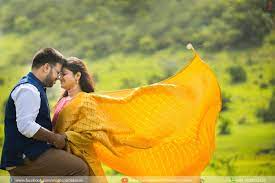 Photo 120 From Moment Makers Photography Wedding Photography Album Pre Wedding Photoshoot Outdoor Indian Wedding Photography Couples Pre Wedding Photoshoot