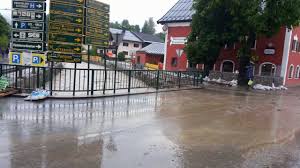 » weitere 1 übersetzungen für hochwasser innerhalb von kommentaren. Hochwasser In Saalfelden Osterreich 02 06 2013 Youtube