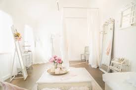 Shabby chic® furniture does more than combine comfort with style. 5 Grunde Fur Deine Brautkleid Anprobe Bei Sanna Lindstrom Sanna Lindstrom
