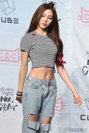 This Idol Drops Jaws With Her Tiny Ant Waist Korean Fashion Kpop Fashion Kpop Girls