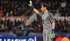 Iker casillas ist nach seinem herzinfarkt schon wieder auf dem weg der besserung. Fc Porto Iker Casillas Nach Herzinfarkt Bald Wieder Zuhause