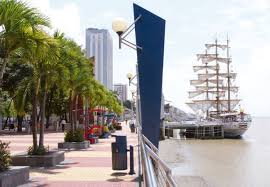 Malecón 2000 – Kubiec