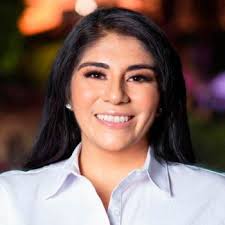 Ana Vanessa Caratachea SÁnchez Candidata A Diputados Locales Mayoria  Relativa Por Fuerza Y CorazÓn Por MichoacÁn Pan-pri-prd