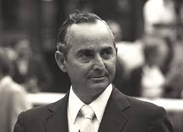 Trainer Jimmy Picou Dies