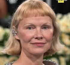 Colin Kaepernick showed up at the Met Gala with his girlfriend Nessa Diab.  #NFL #ColinKaepernick #Trending #Viral